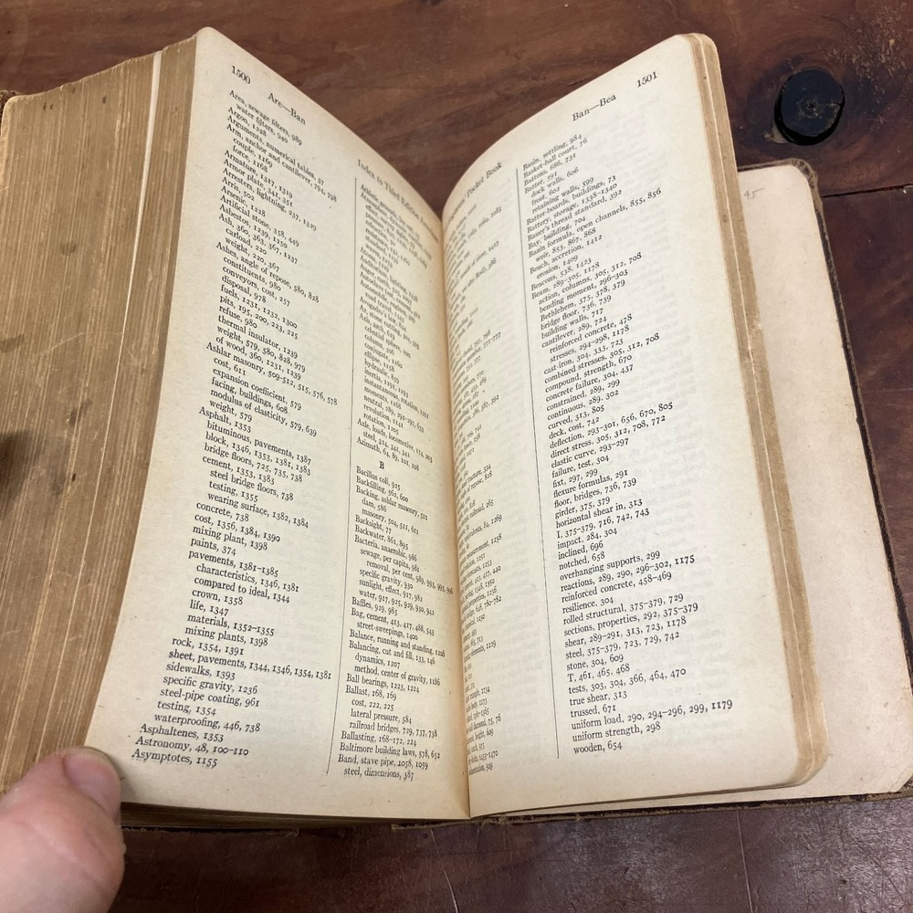 American Civil Engineers' Pocket Book Merriman 1916 Third Ed. John Wiley & Sons - Picture 9 of 11